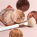 Cargar imagen en el visor de la galería, Huda Beauty - Glowish Soft Radiance Bronzing Powder
