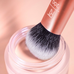 Cargar imagen en el visor de la galería, Real Techniques - Seamless Complexion Brush
