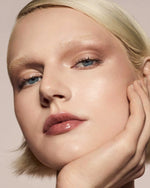 Cargar imagen en el visor de la galería, Fenty Beauty - Gloss Bomb Universal Lip Luminizer Hot Chocolit Fantasy 09
