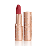 Cargar imagen en el visor de la galería, Charlotte Tilbury - Matte Revolution Lipstick First Dance
