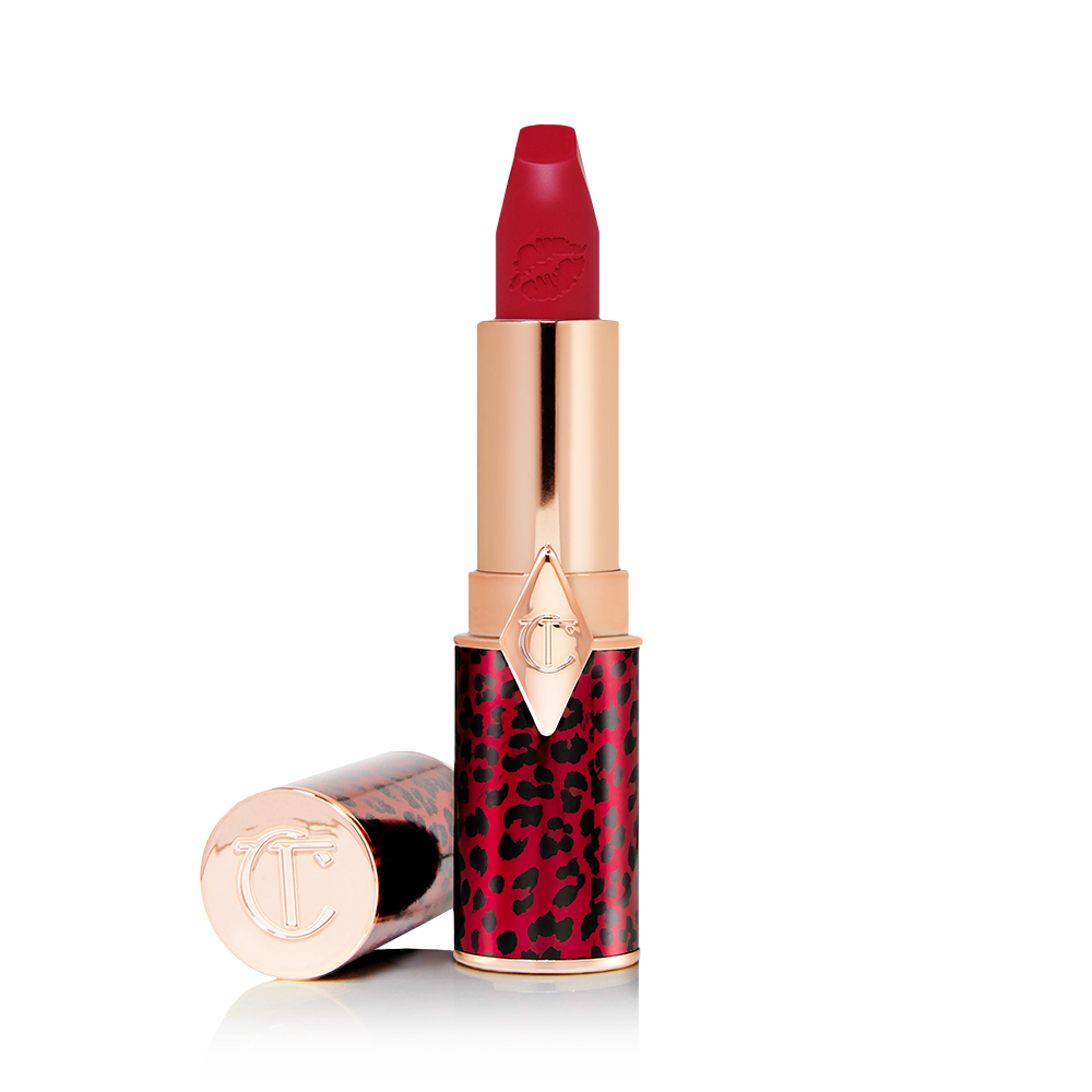 Charlotte Tilbury - Hot Lips Matte Revolution Pasty Red