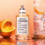 Cargar imagen en el visor de la galería, PRE-VENTA Sephora Favorites - Summer Scents Travel Spray Perfume Sampler Set w/ Redeemable Voucher
