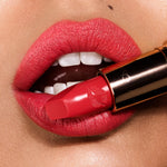 Cargar imagen en el visor de la galería, Charlotte Tilbury - K.I.S.S.I.N.G Hot Lips Hot Emily
