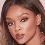 Cargar imagen en el visor de la galería, Charlotte Tilbury - Pillow Talk Beauty Light Want Highlighter 2 Medium
