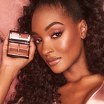 Cargar imagen en el visor de la galería, Charlotte Tilbury - Pillow Talk Luxury Palette Pillow Talk Dreams
