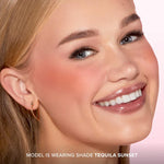 Cargar imagen en el visor de la galería, Too Faced - Cloud Crush Blurring Powder Blush Tequila Sunset
