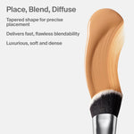 Cargar imagen en el visor de la galería, PRE-VENTA - HAUS LABS BY LADY GAGA  Cruelty-Free Concealer Brush
