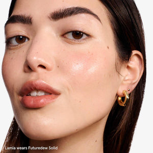 PRE-VENTA - Glossier  Futuredew Solid Oil-Serum Illuminator Dewy Shimmer