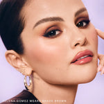 Cargar imagen en el visor de la galería, Rare Beauty - Perfect Strokes Universal Volumizing Mascara Brown
