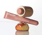 Cargar imagen en el visor de la galería, PRE-VENTA Rhode - The Fall Duo Pocket Blush + Peptide Lip Tint in Toast + Freckle
