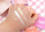 Cargar imagen en el visor de la galería, Benefit - Shimmer Finish Powder Highlighter Tickle *dañado*
